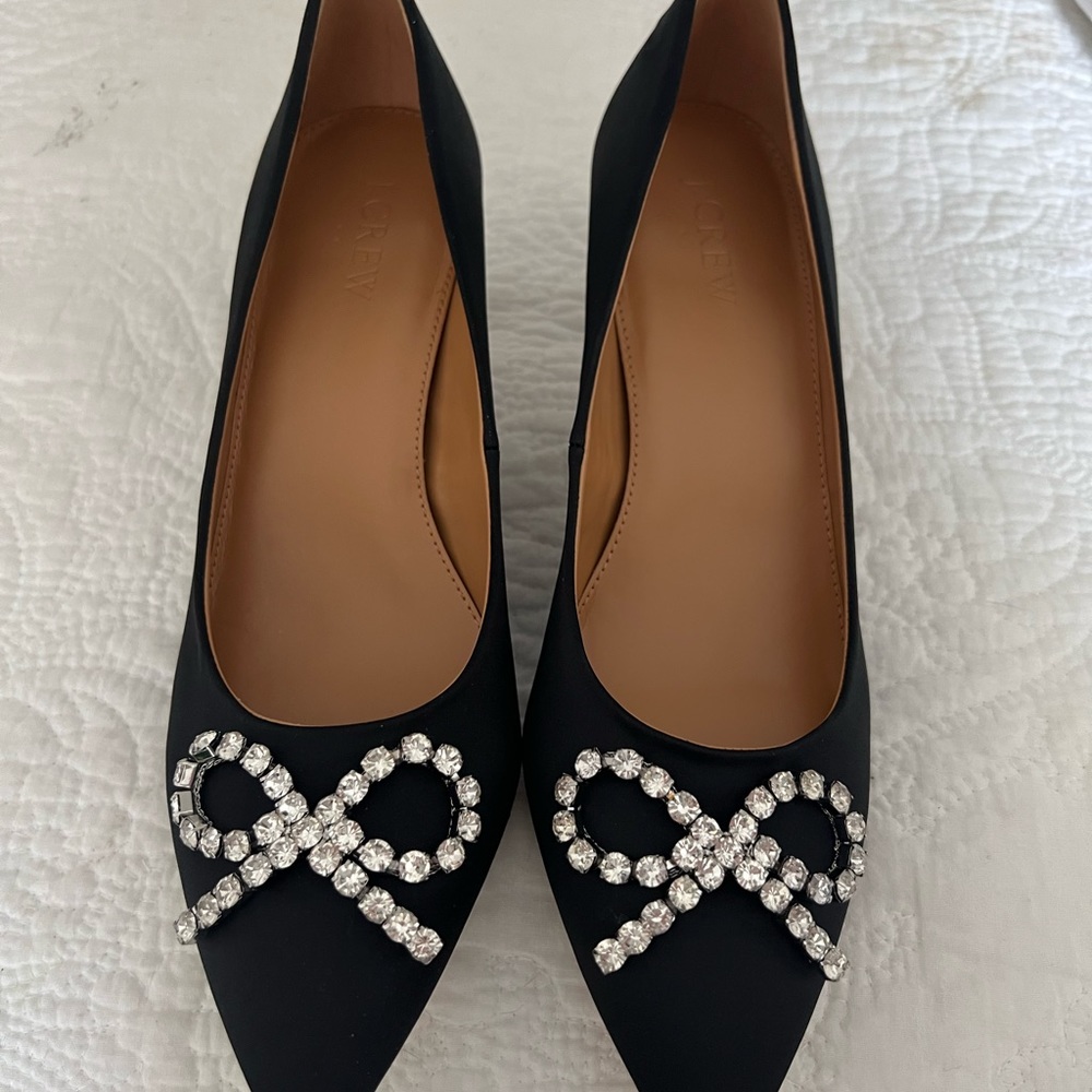 NWT J. Crew black satin and crystal bow kitten heels size 8